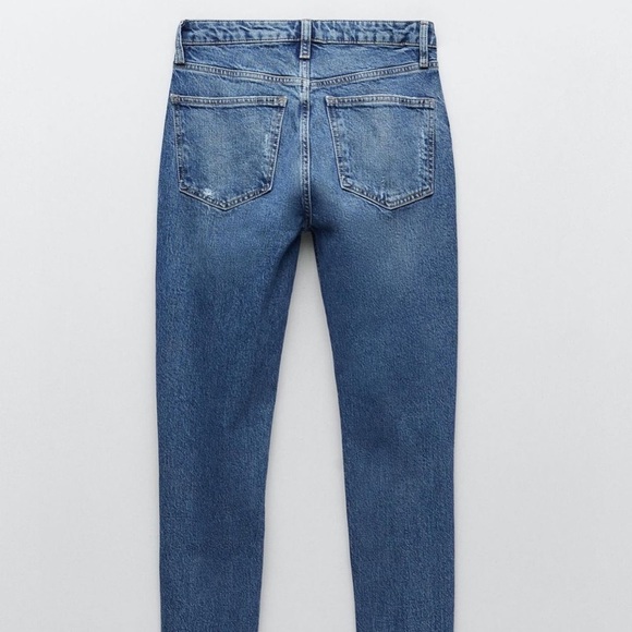 Zara JEAN​ - Picture 2 of 4